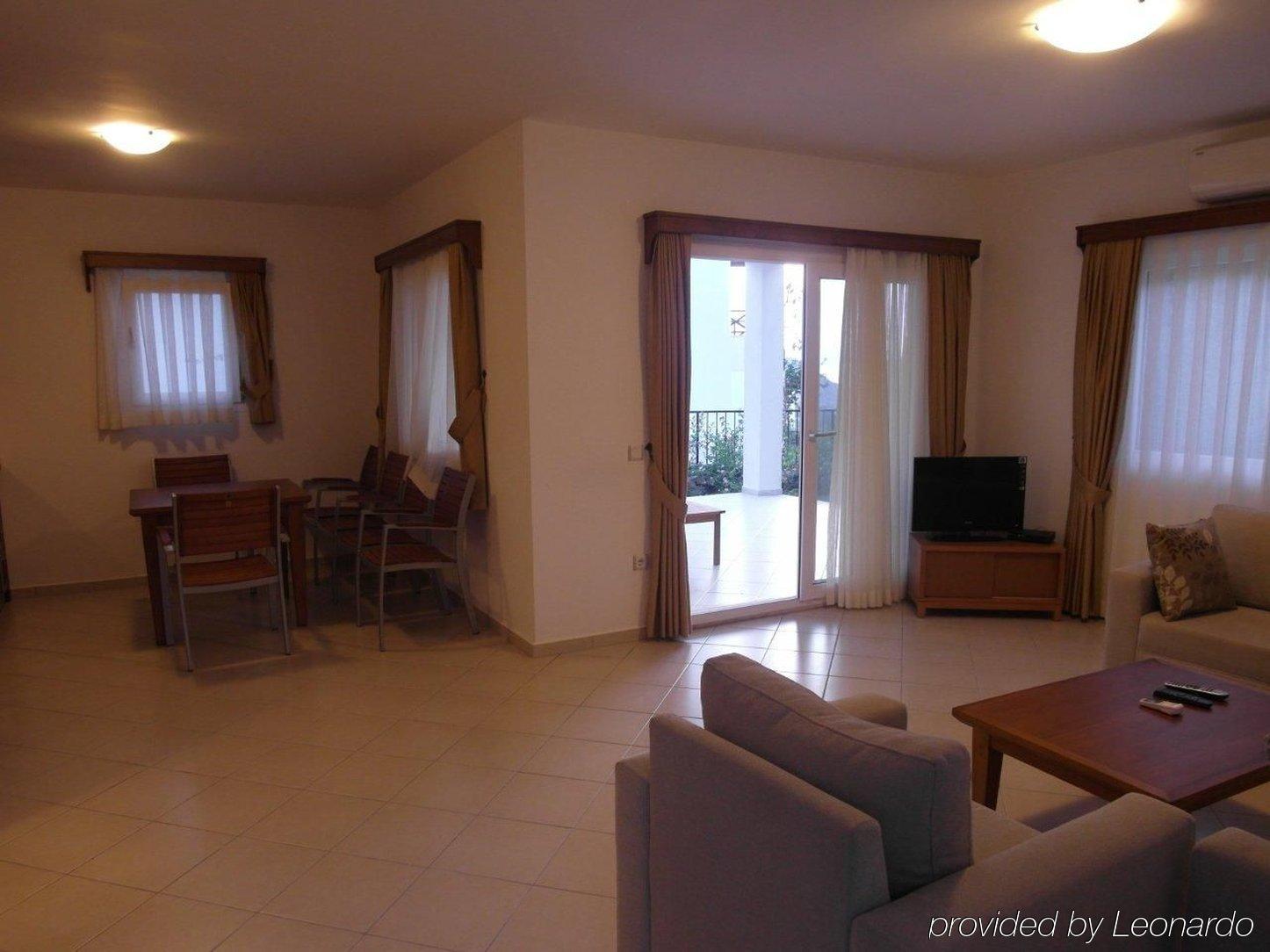Hotel Gumusluk Hotel 3*