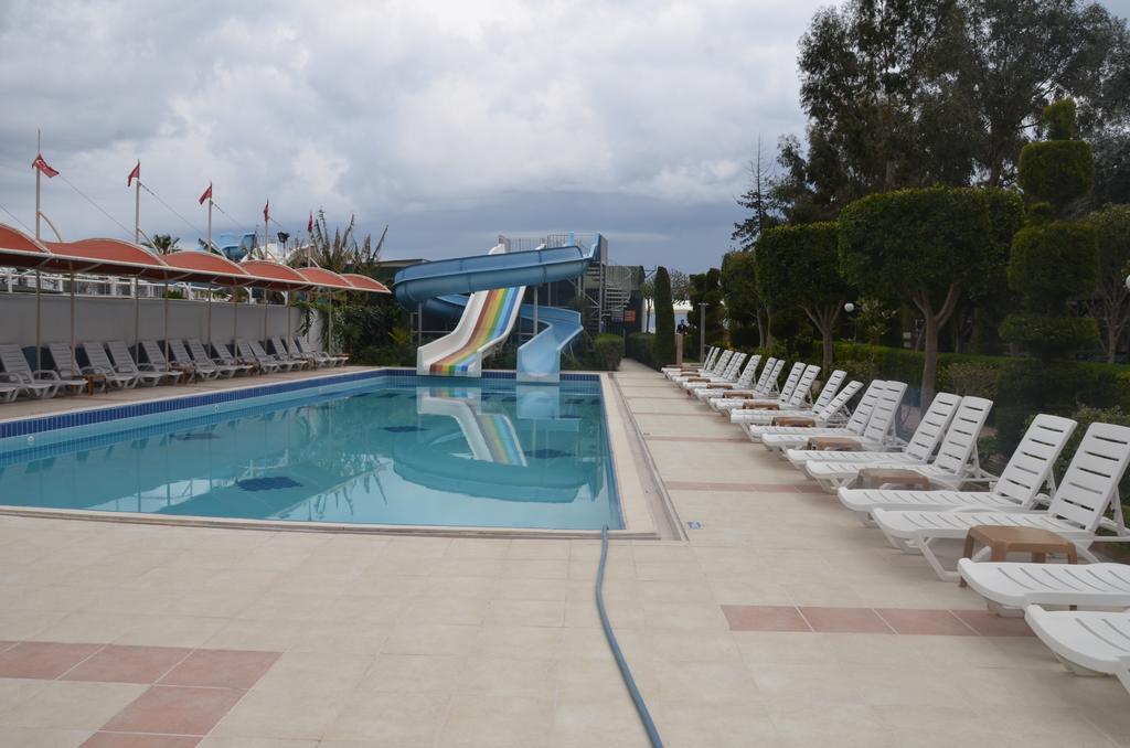 Hotel Lims Bona Dea 4*