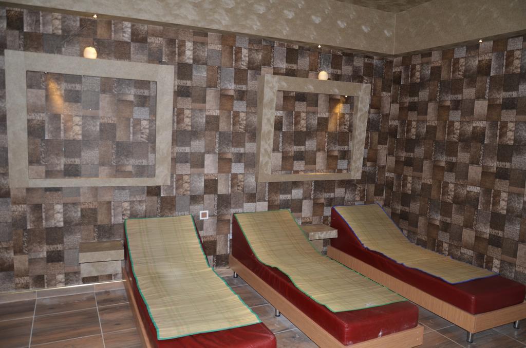 Lims Bona Dea Hotel 4*