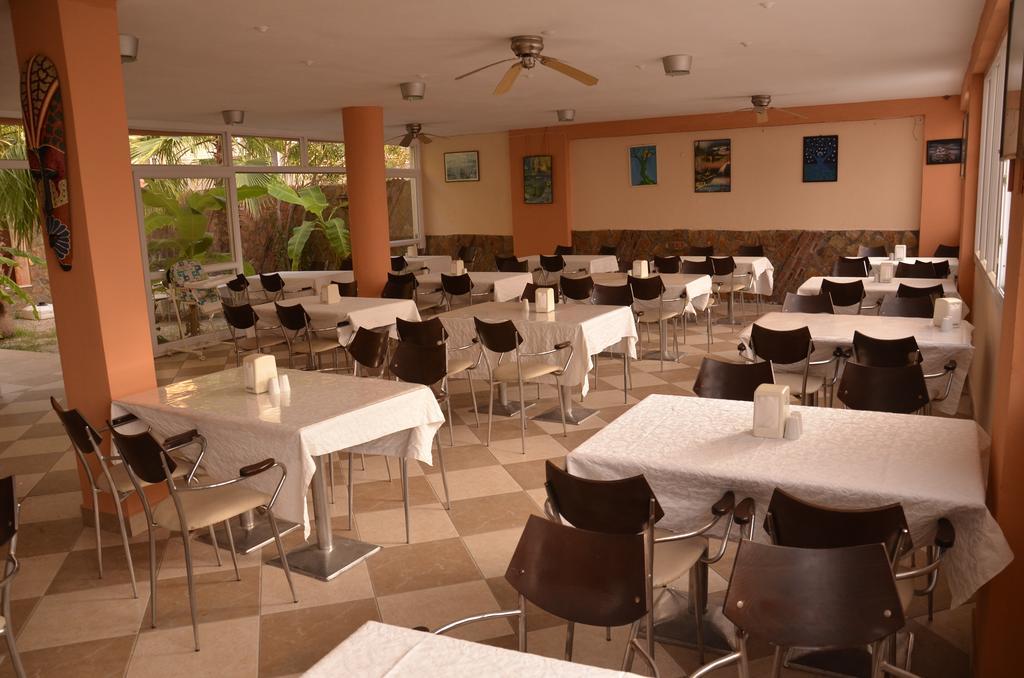 Ikbal Hotel Side