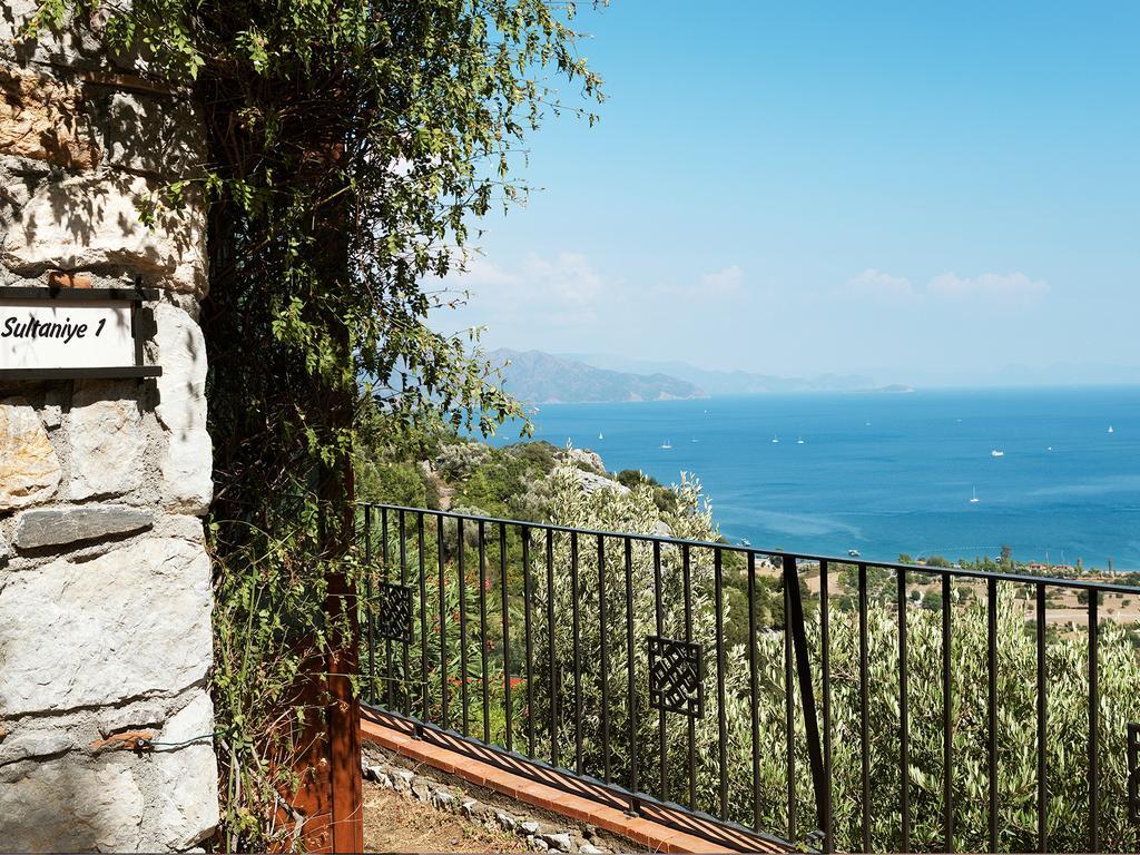 Dionysos Hotel 3*