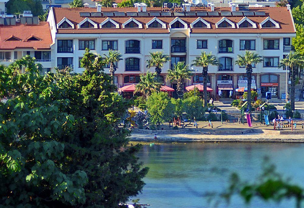 Aparthotel Fora 3*