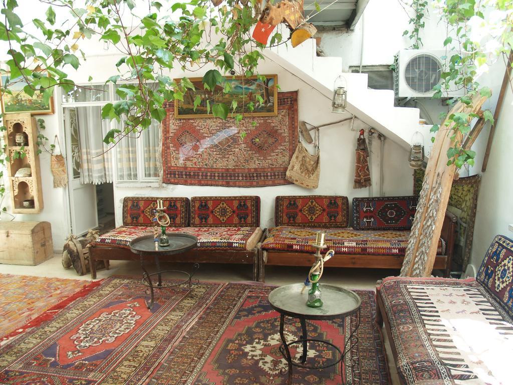 Ozenturku Hotel