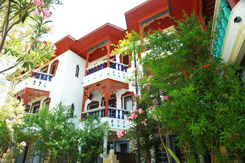 Perili Bay Emecik