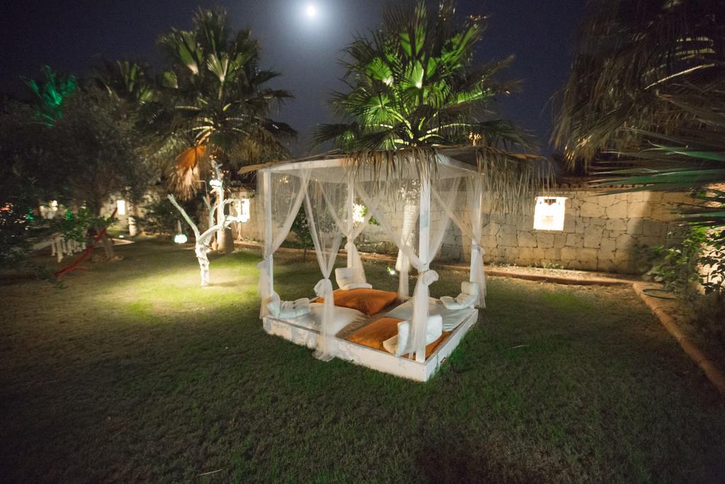 Hotel Tash Mekan