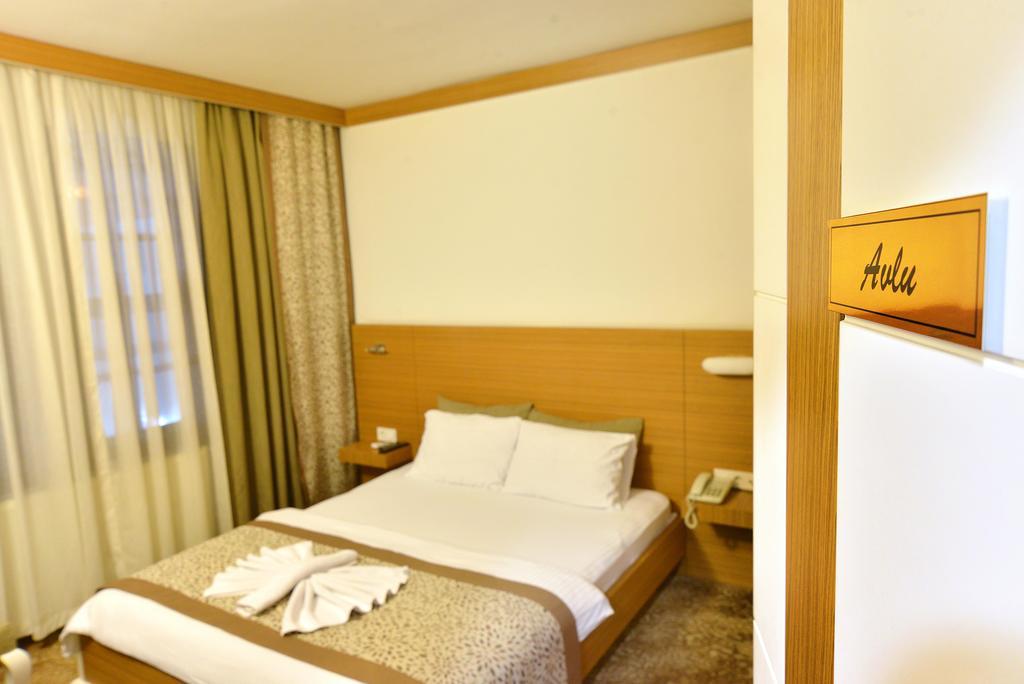 Uluhan Hotel 2*