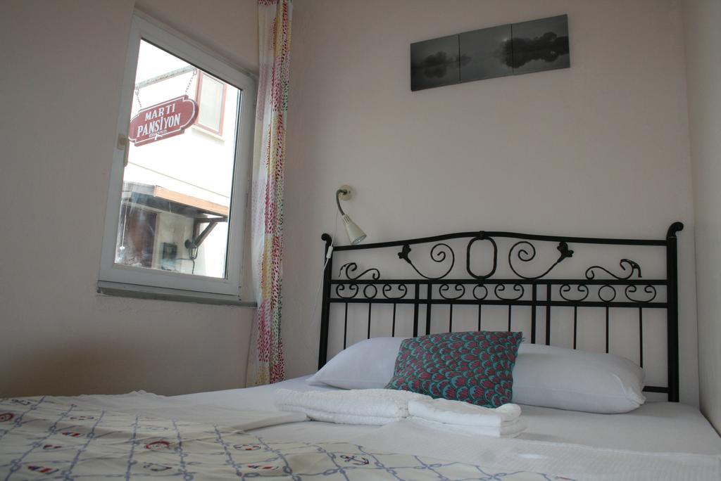 Marti Guest house *