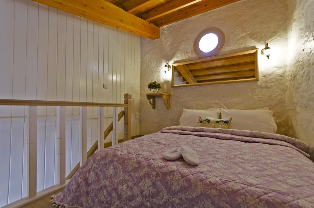 Lilyum - Tas Ev Bed & Breakfast