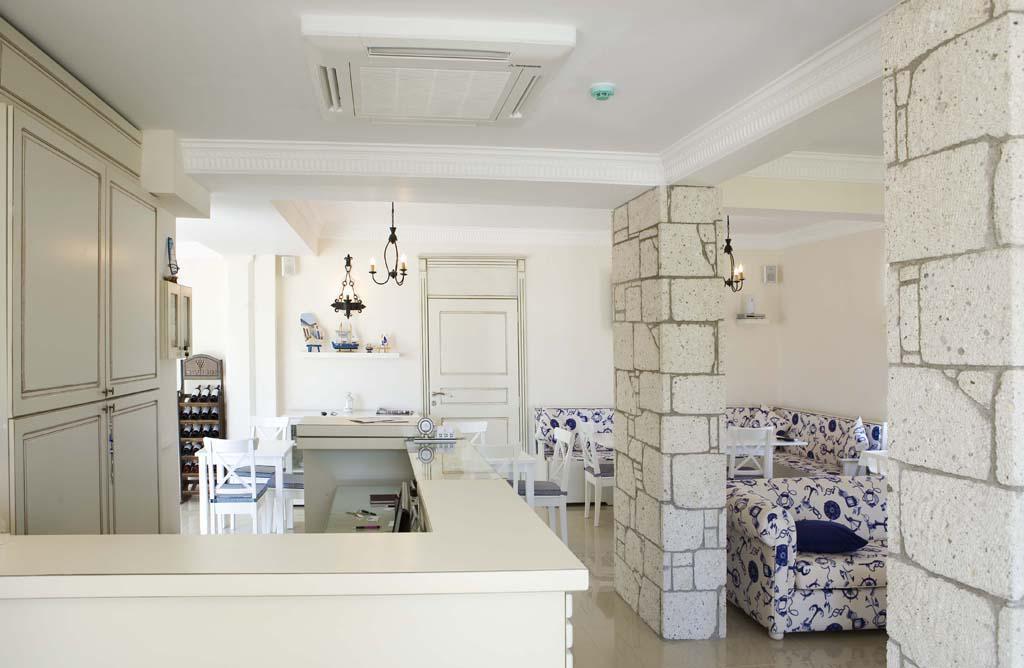 Marina Palace 2* Alacati