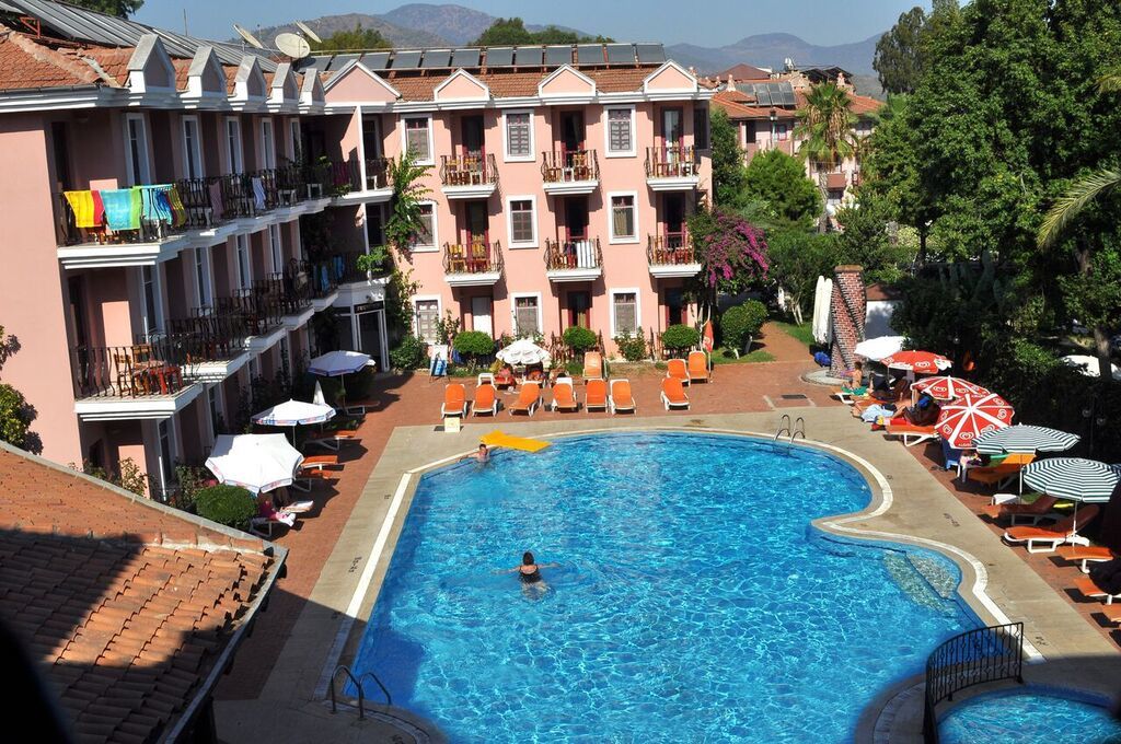 Gunes Hotel 3*