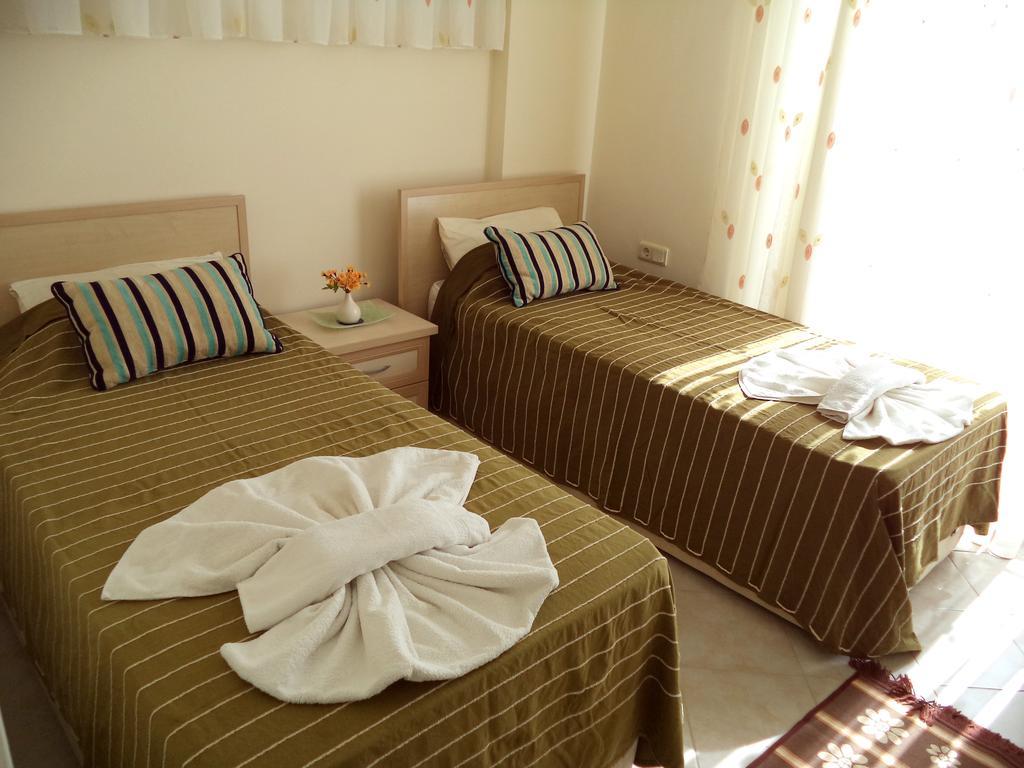 Oasis Lettings A14 *