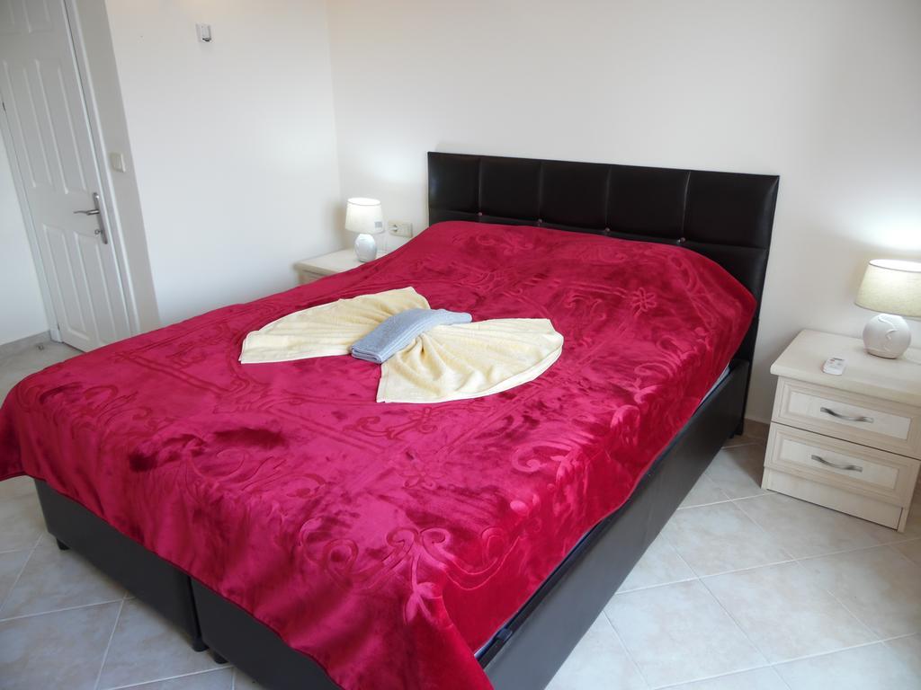 Villa Oasis Lettings A14