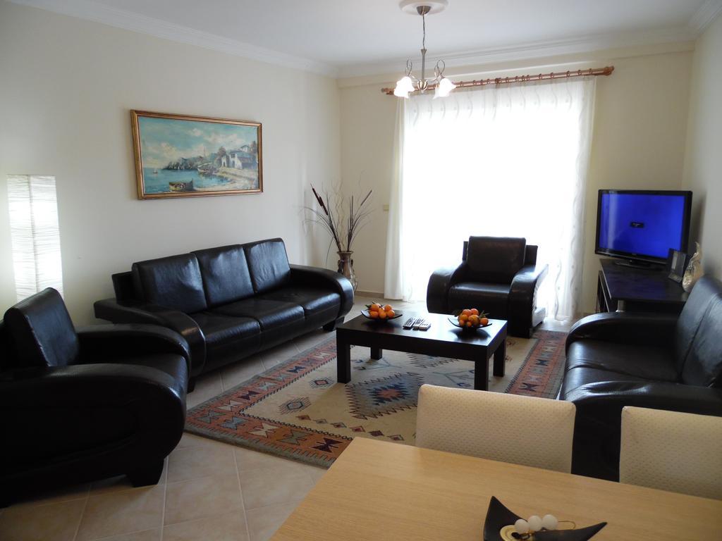 Oasis Lettings A14 Villa