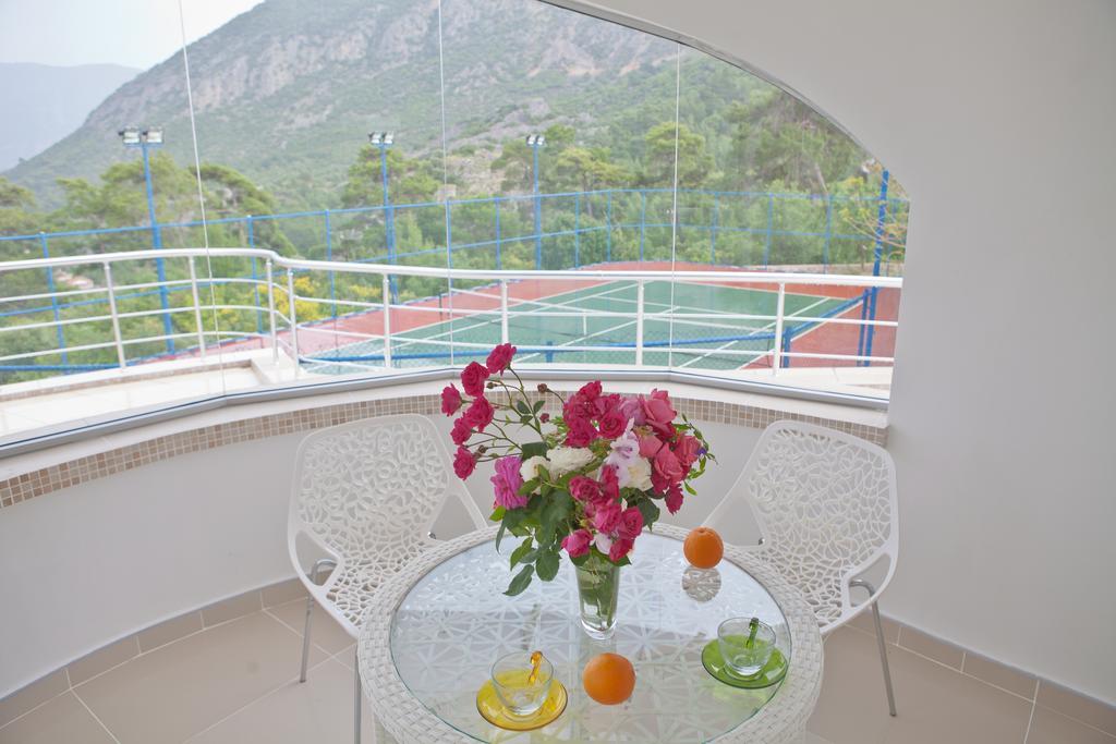 Villa Racket House *