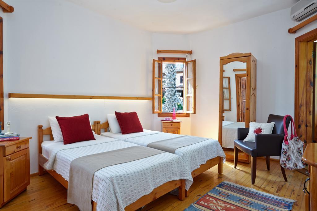 Aparthotel Vali 3*