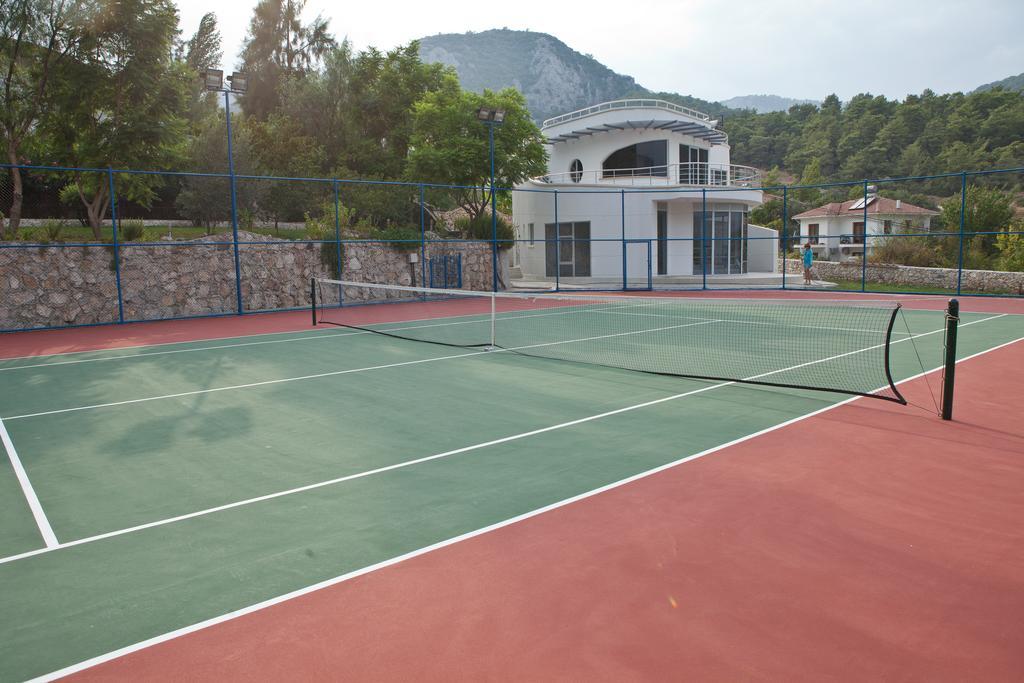 Racket House Villa