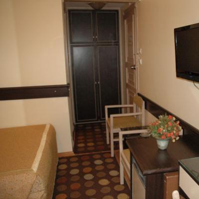 Hotel Hermanos 3*