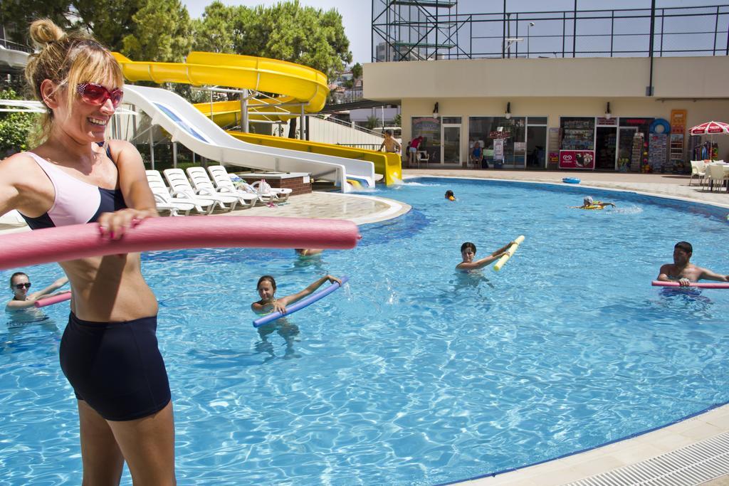 Alegria & (adults Only) 5* Side