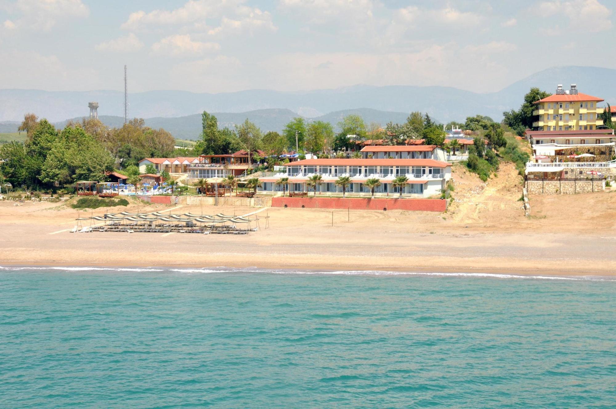 Hotel Adora Hotel 3*
