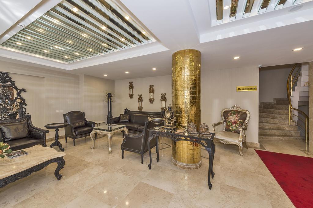 Escardin Hotel 3*