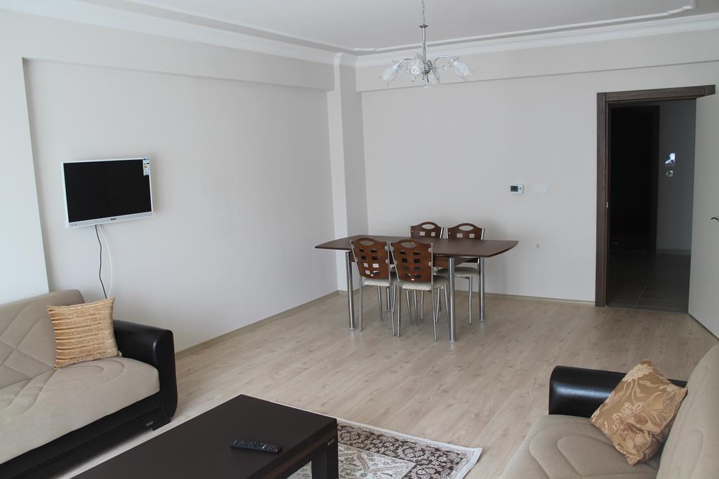 Almasa Aparts Apartment