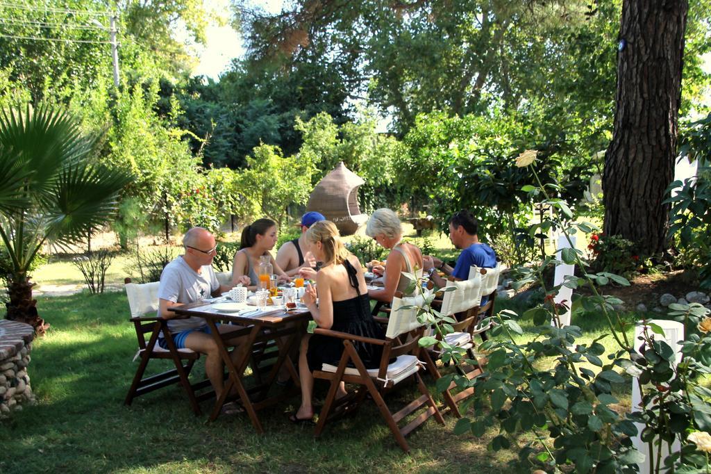 Bed & Breakfast Defne *