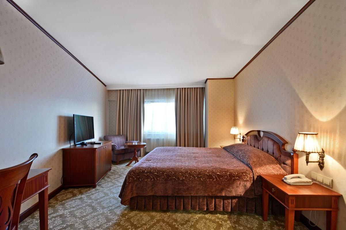 Karinna Convention Center & - Full Board