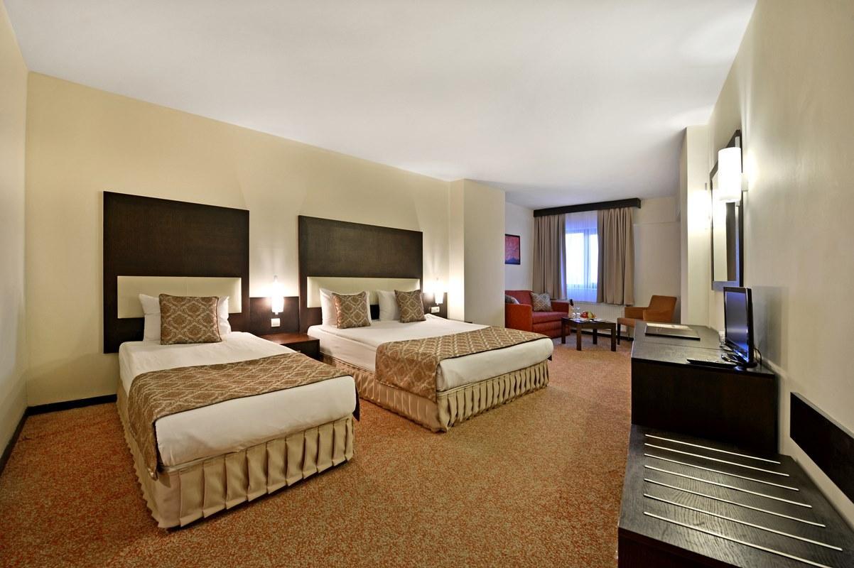 Karinna Convention Center & - Full Board Hotel 5*