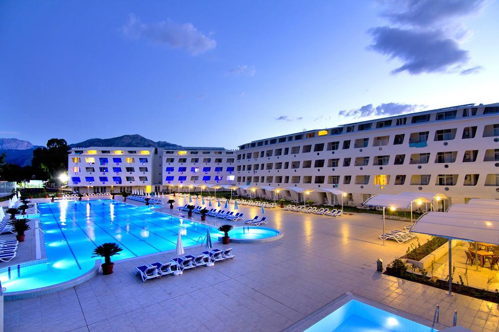Daima Biz - Dolusu Aquapark Access Hotel Kemer