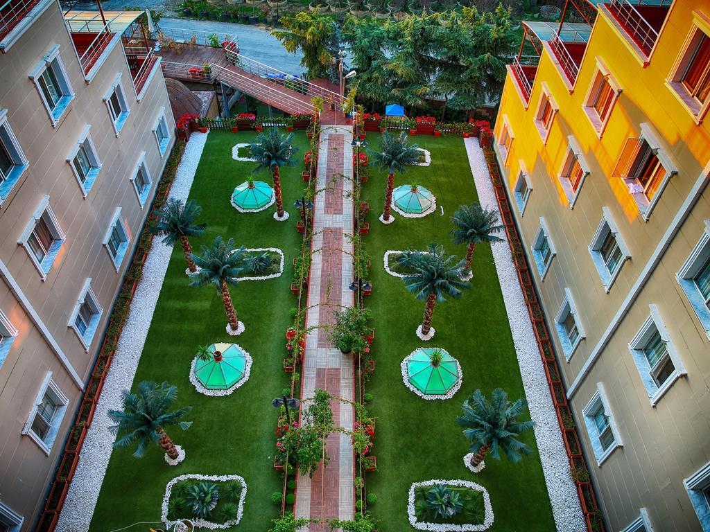 Elegance & Wellness-aqua Hotel