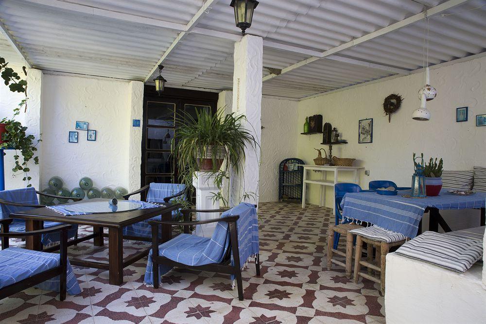 Bakkhos Guest house 3*