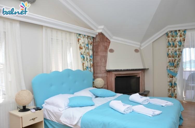 Hotel Setenay 2*