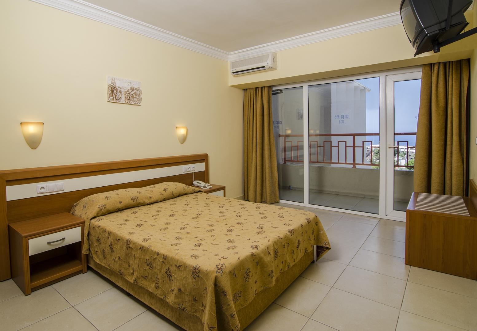 Sea Pearl Hotel 4*