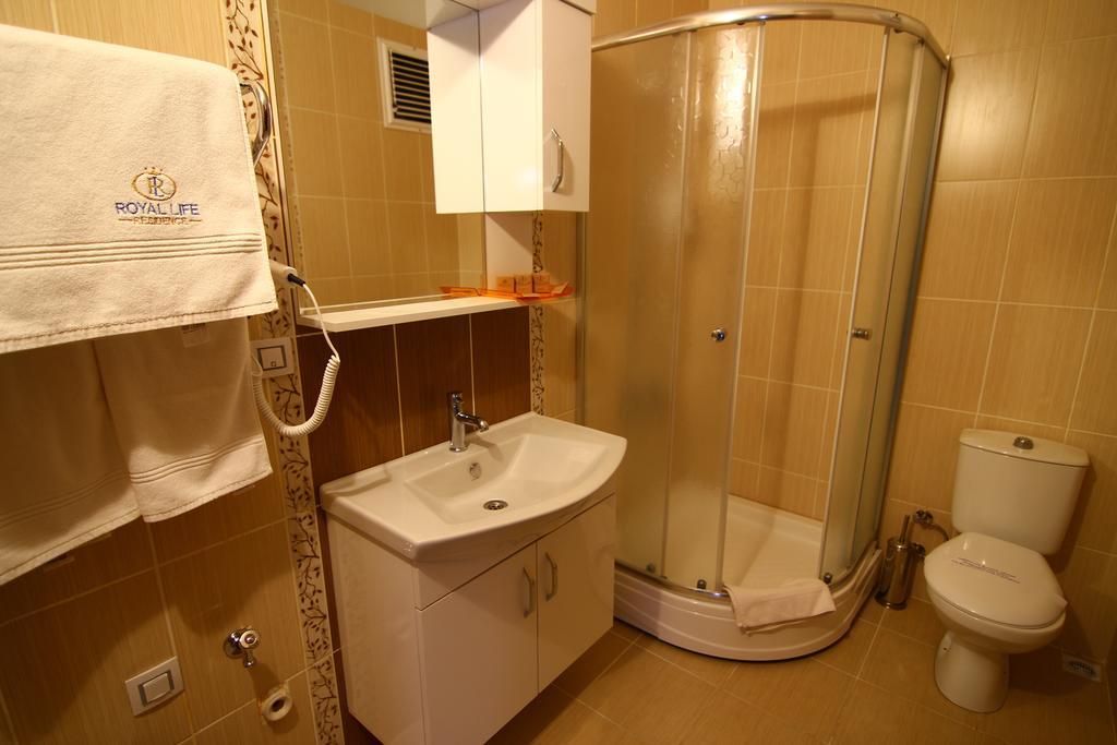 Aparthotel Royal Life Kasustu