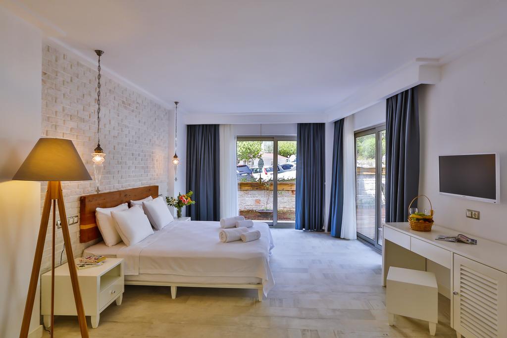 Arnna Hotel 2*