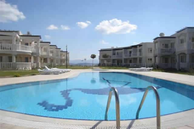 Flamingo Country Club Apartment Complex Apartment *