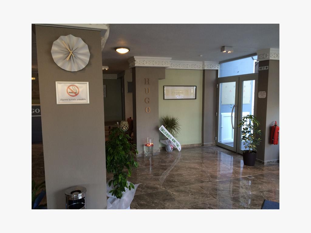 Hugo Hotel 3*