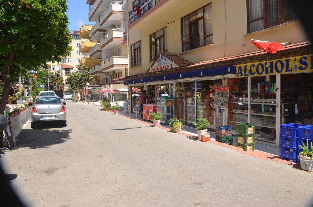 Twin Apart Aparthotel 3*