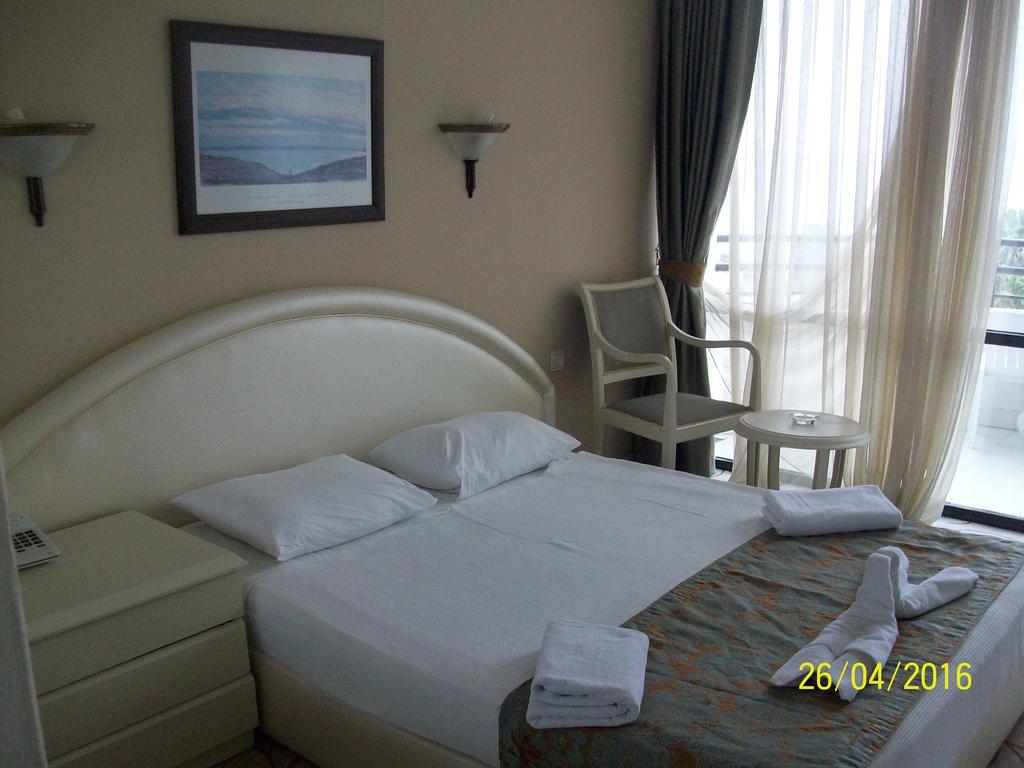 Larissa Phaselis Princess 5*