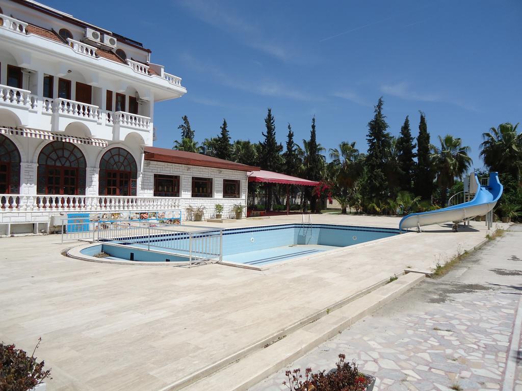 Resort Larissa Mare