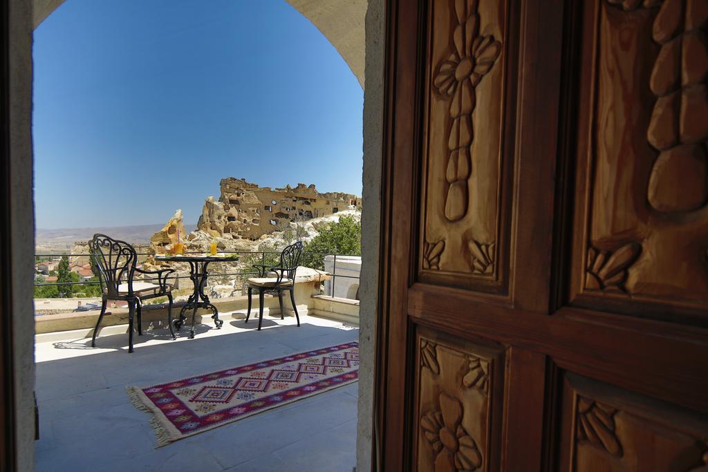 Phocas Cave Hotel 2*