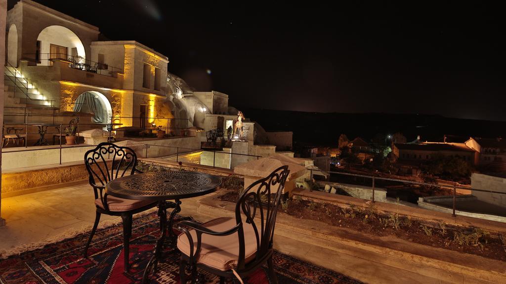 Phocas Cave Hotel 2*