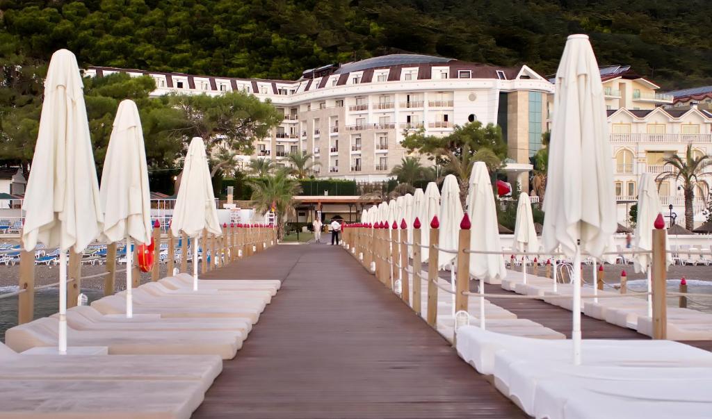 Sunland Beldibi Resort 5*