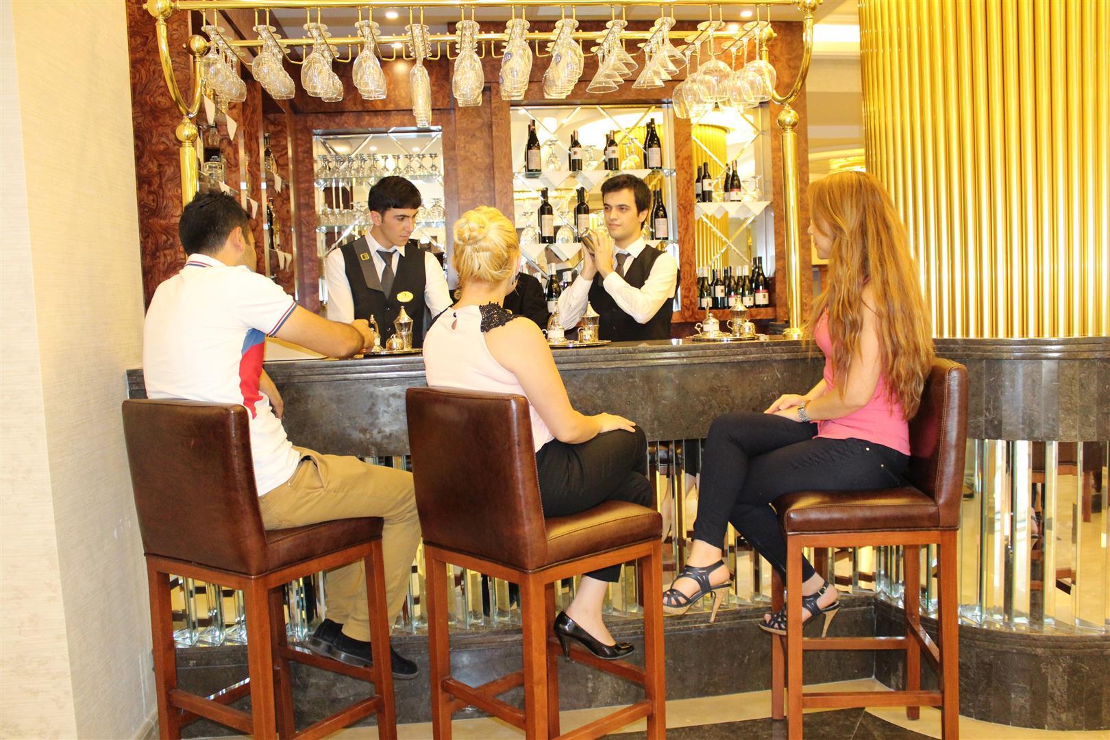 Glorious Hotel 4*