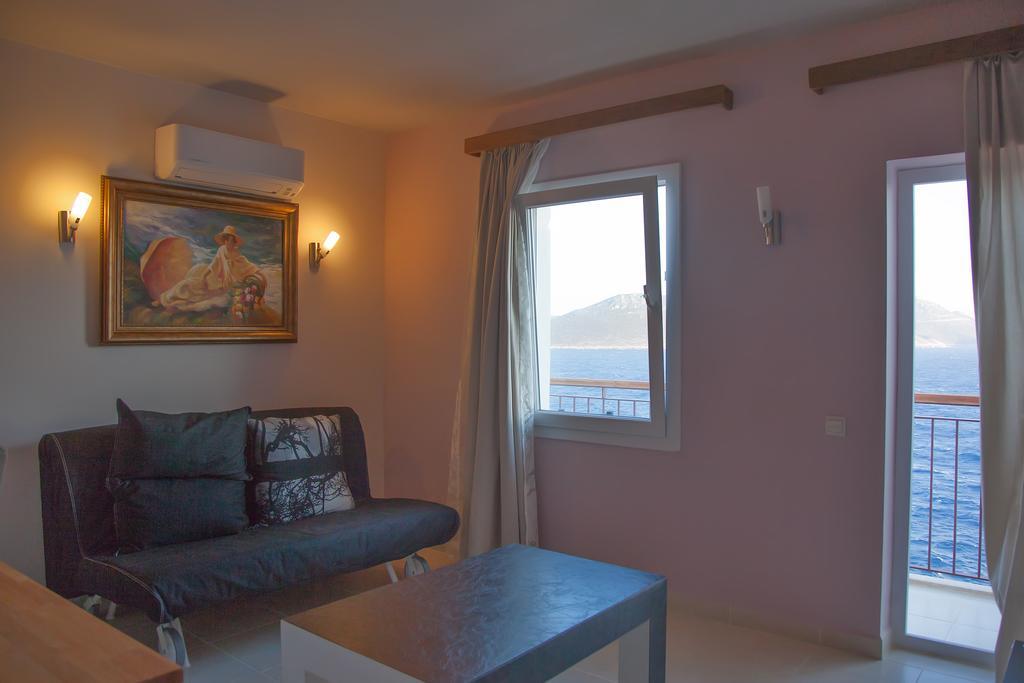 Sunset Hotel 2*