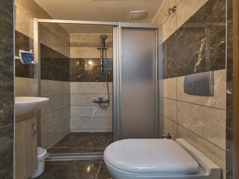 Metrolux Hotel
