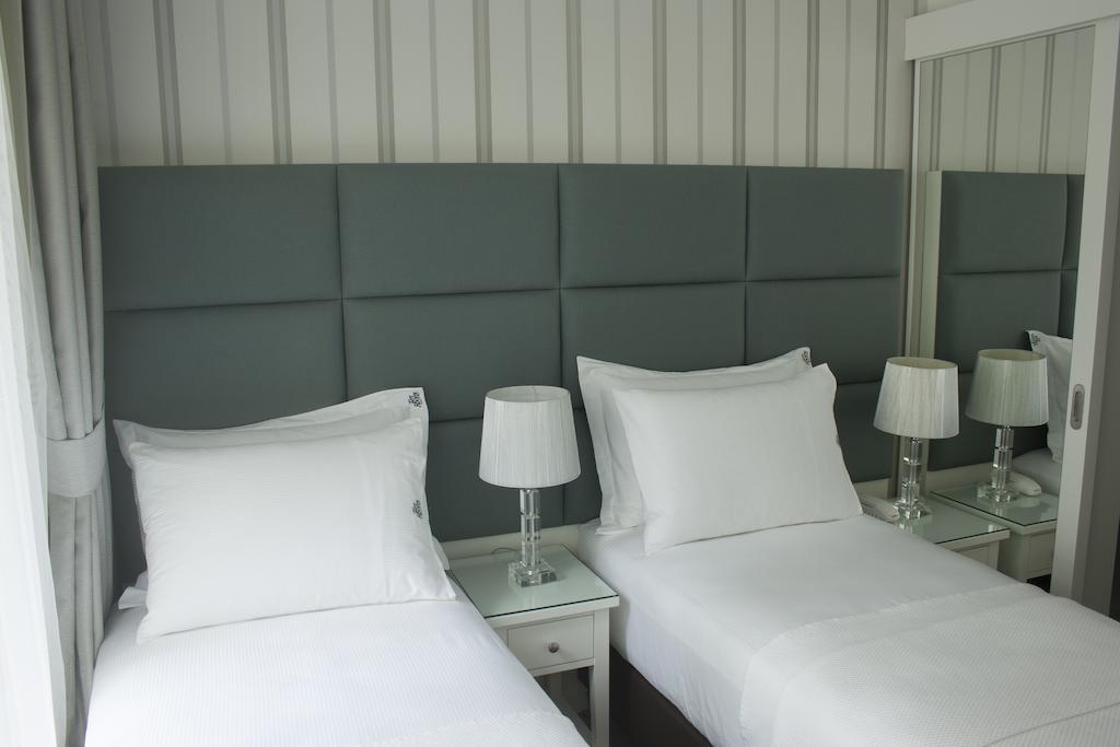 (adults Only) 3*