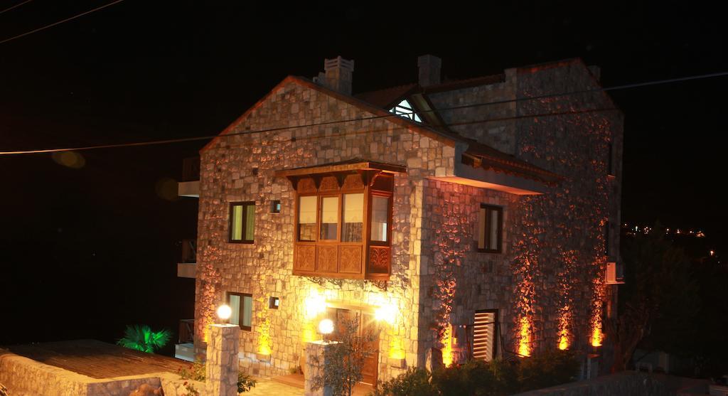 Aparthotel Tasada *