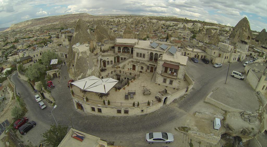 Harman Cave Hotel