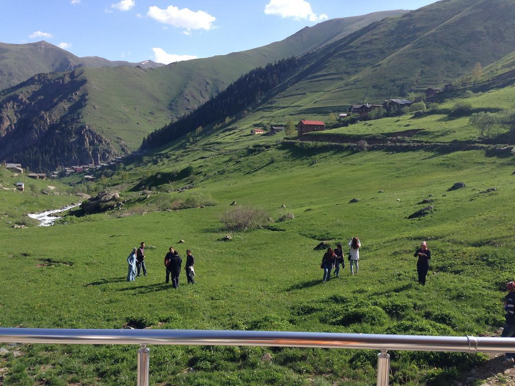 Yedigoller & Restaurant Hotel Uzungol